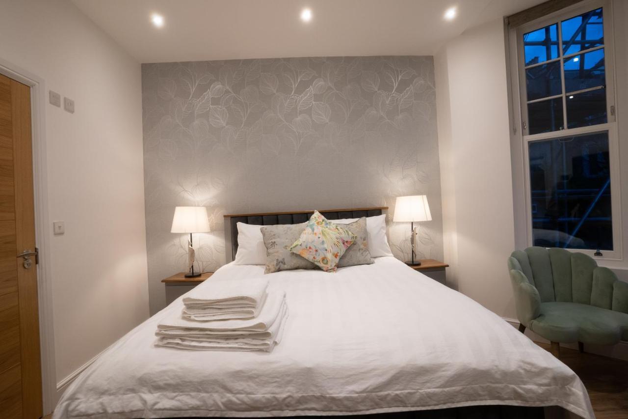 Bed & Breakfast The Avonmore Olympia Londen