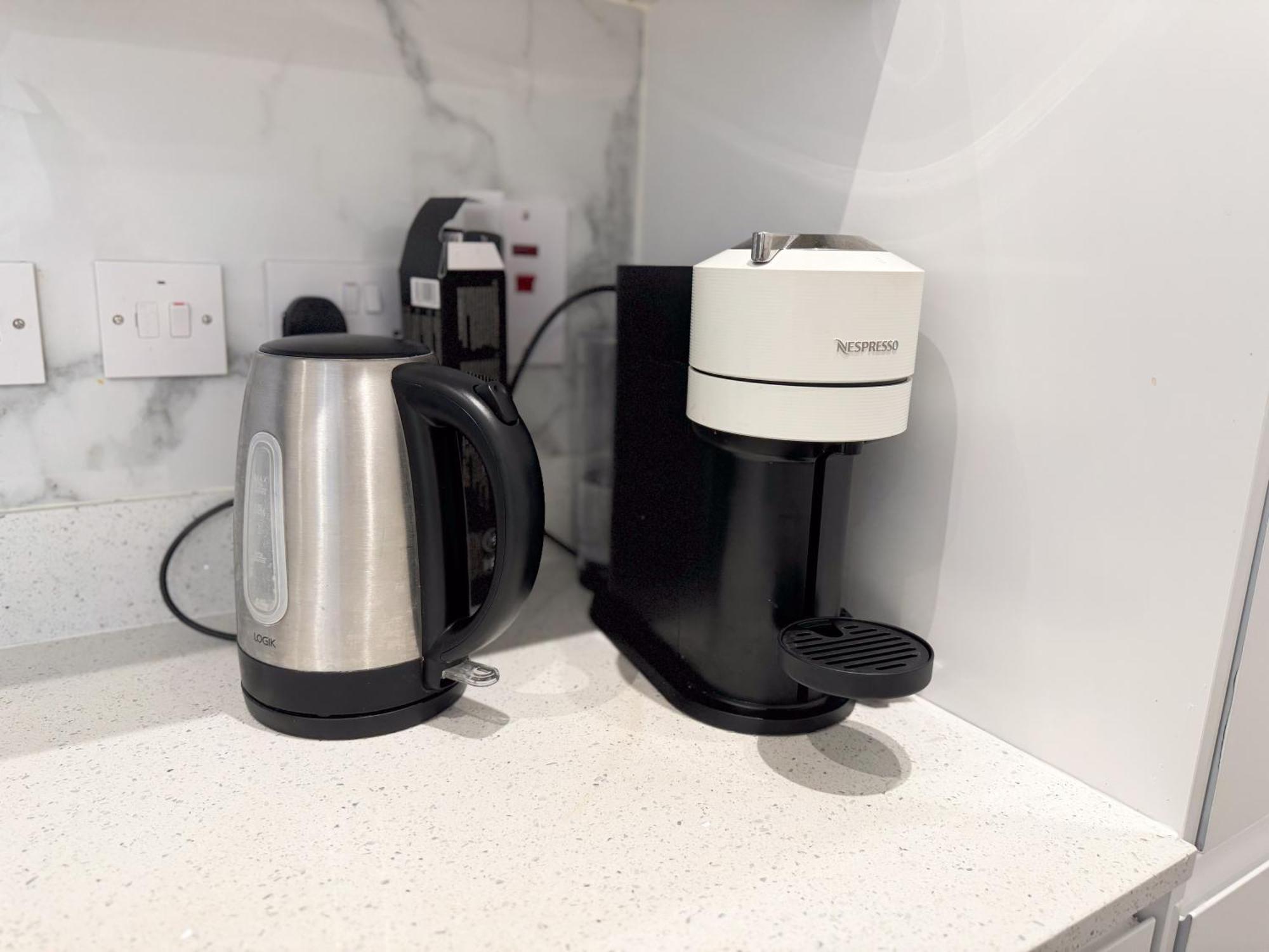 The Avonmore Olympia * Londen